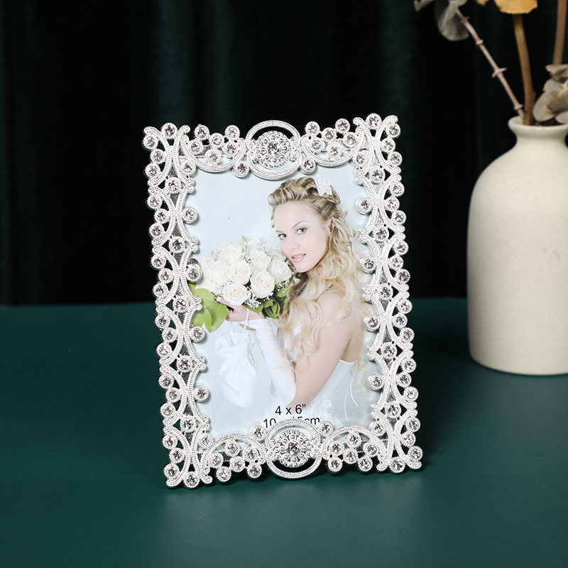 European-style white hollowed-out diamond-encrusted photo frame home creative photo album display stand, 6-inch and 10-inch living room decoration display stand photo frame pic 2