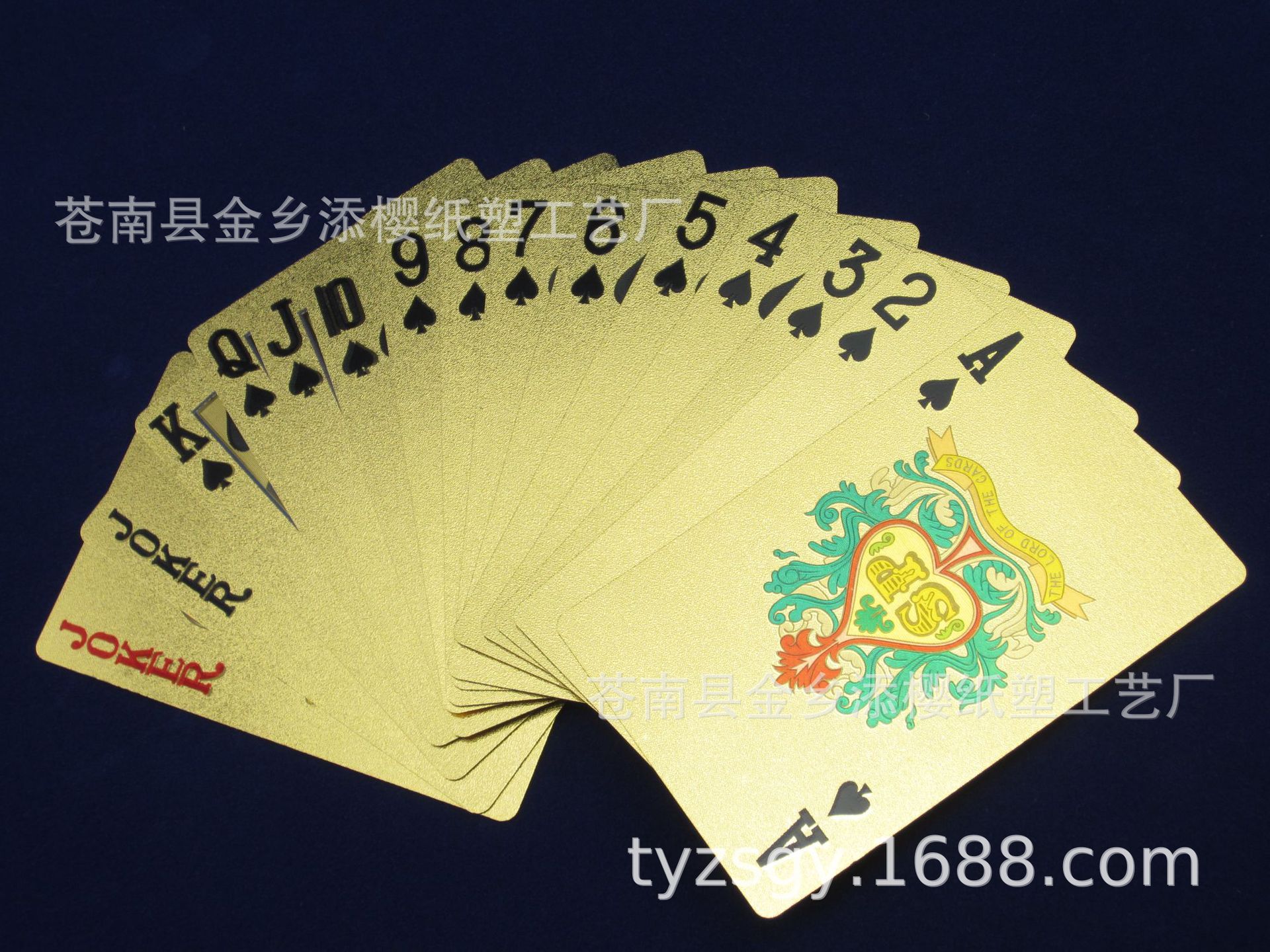 Plastic PVC waterproof gold poker cards washable gold creative poker cards with gold foil pic 4