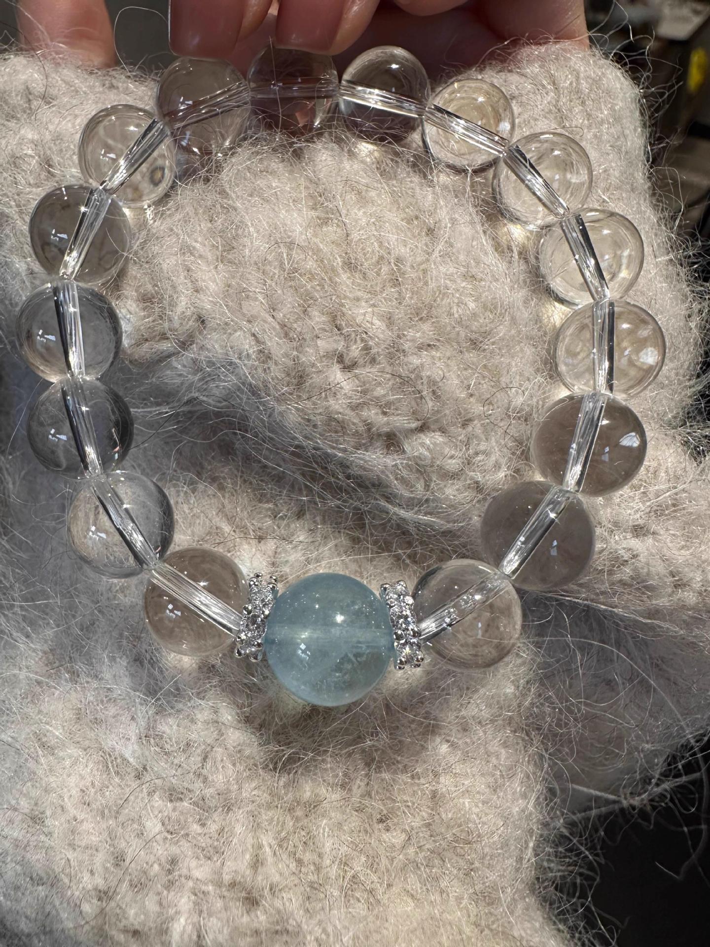 轻奢高级白水晶海蓝宝手链手工串珠小众爆款简约手饰民族风不掉色详情9