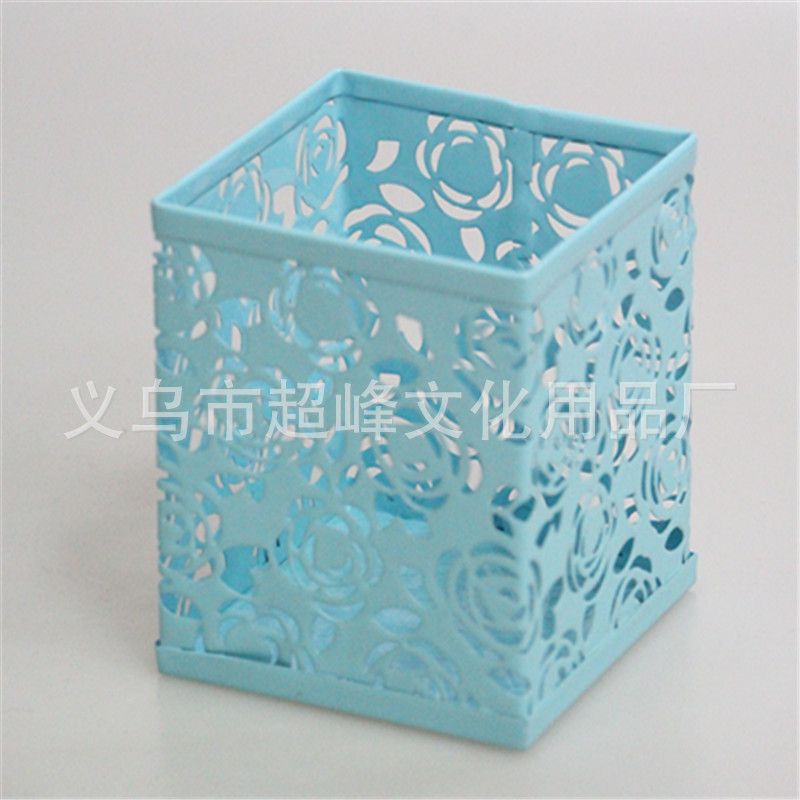 玫瑰花方笔筒浅蓝