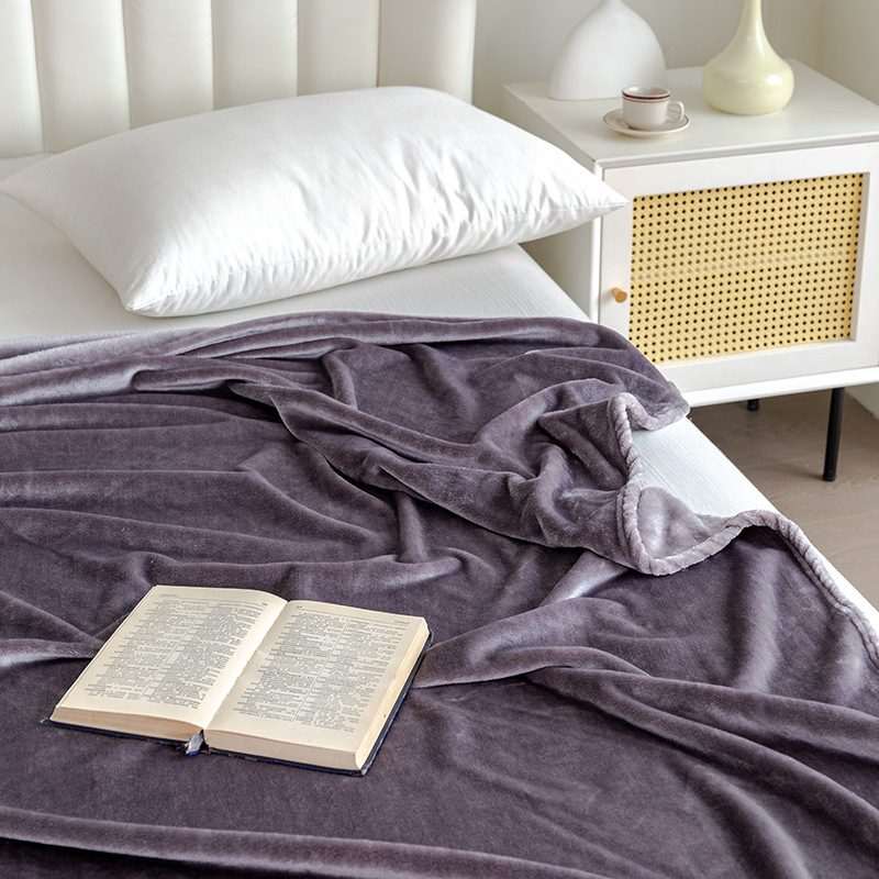 430-gram solid-color flannel coral velvet blanket, plain sofa cover blanket, air-conditioned nap blanket pic 4