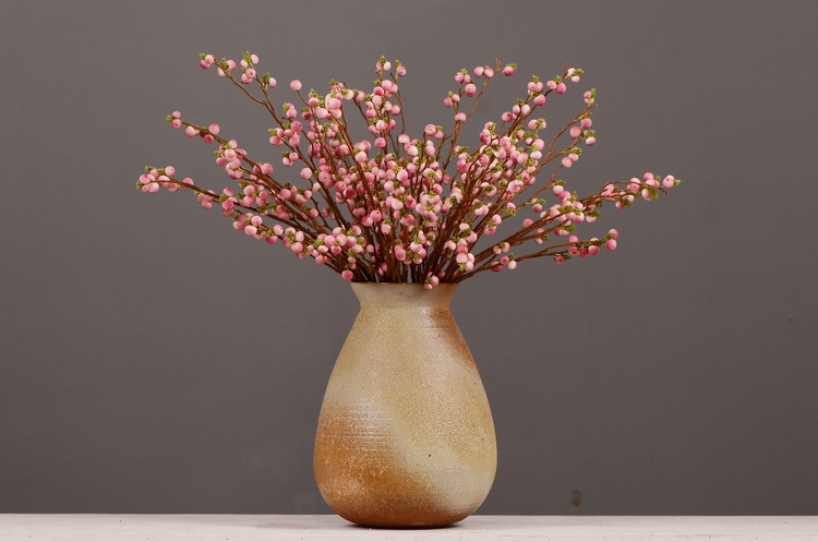 Dongli Wholesale Factory Director Direct sales of artificial ginkgo nuts, artificial flowers, wholesale of artificial flowers, home decorations, living room and dining room flower arrangements, flower art, artificial berries and fruits, one-piece consignment pic 4