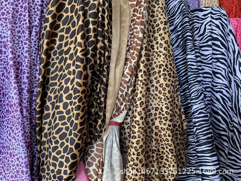 Tiger-striped polyester knitted printed fabric for shoes, hats, various simulation toys, headwear and hair accessories, leopard-striped short plush fabric pic 4