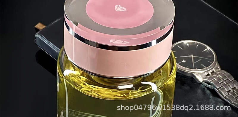 The new thickened heat-resistant glass cup, portable tea-water separation glass cup, compact and suitable for both men and women, large-capacity dwen Dwen cup pic 39