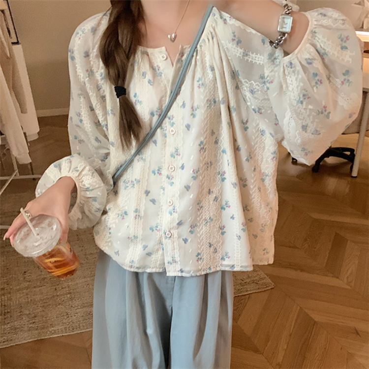 A fresh and light floral long-sleeved shirt for women, a Korean-style loose and slimming shirt with a round neck and a sweet and girlish look pic 1