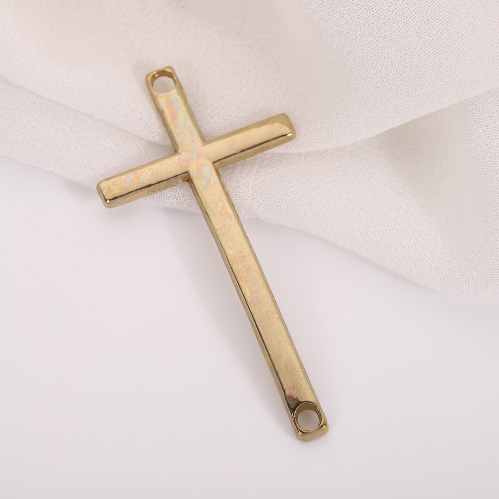 Retro alloy jewelry accessories, European cross earrings, pendants, diy necklaces, clothing decoration materials, pendants pic 3