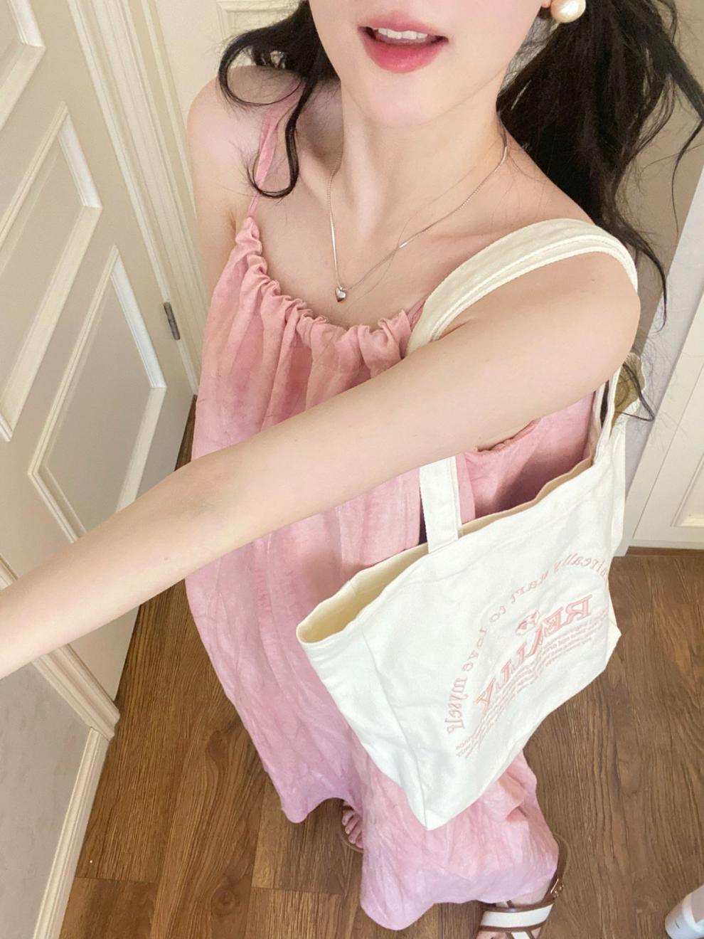亚麻吊带连衣裙女宽松显瘦纯色大摆裙褶皱无袖削肩长裙A字裙详情3