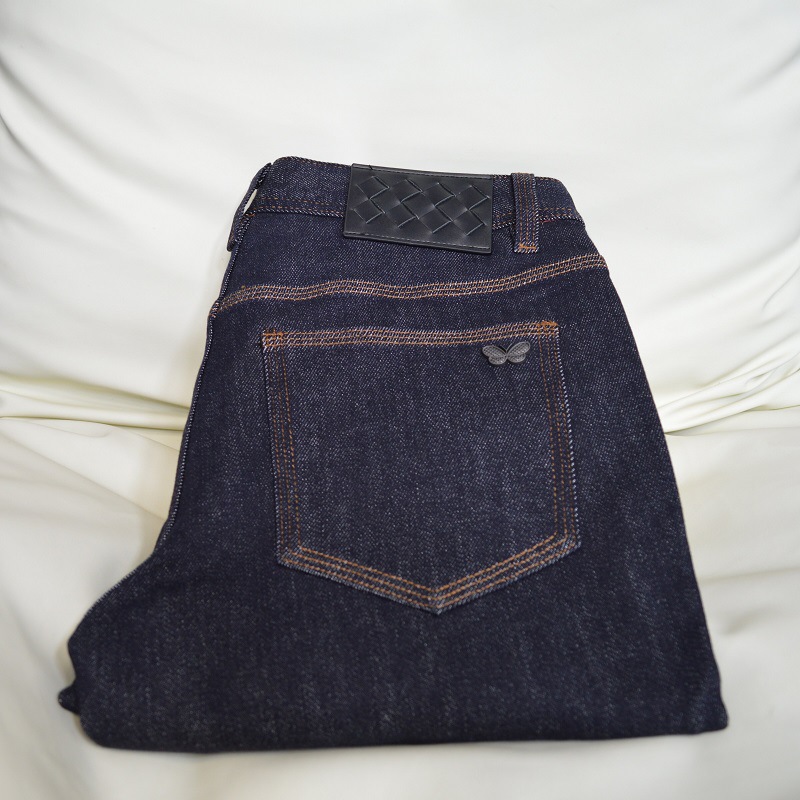 New trendy dark jeans for men in autumn and winter, a fresh and stylish stretch straight long pants for young men pic 2