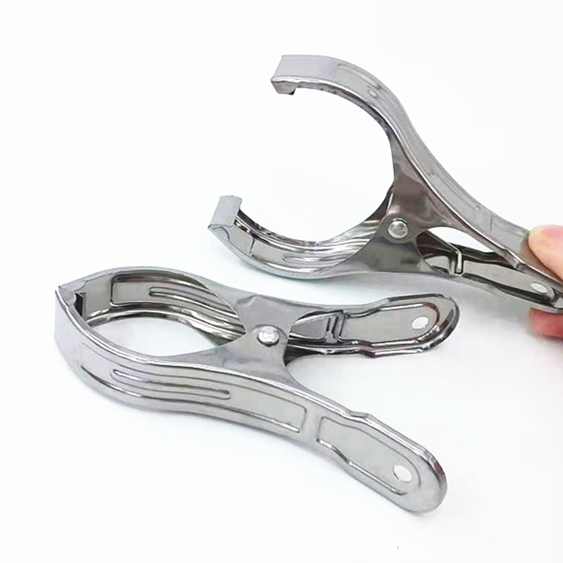 The manufacturer supplies large-sized 2-piece stainless steel clamps and opening clips for wholesale at a two-yuan store pic 5