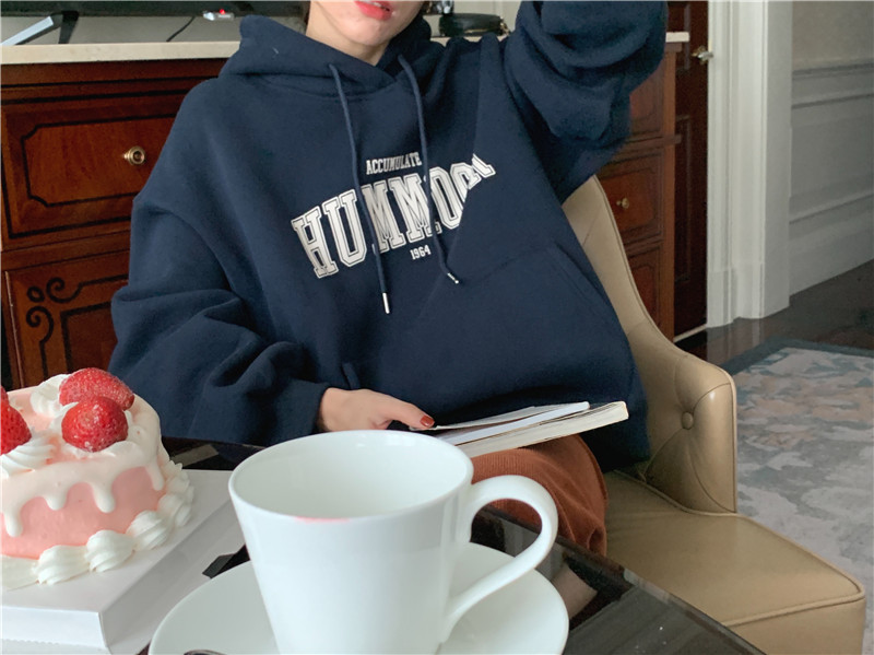 Letter-printed pullover with fleece hooded sweatshirt for women 2023 autumn/Winter new style Korean loose and versatile long-sleeved top pic 45