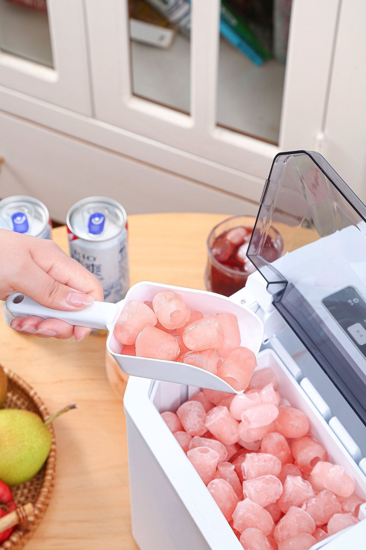 This is a small, fully automatic household ice cleaning machine for low-power dormitory ice blocks made by a global foreign trade source factory pic 10