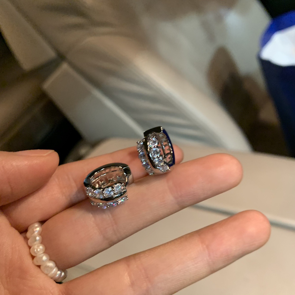 The 2025 new cold style earrings, a niche design for women, zircon ear buckles S925 silver needle, a popular earpiece pic 38