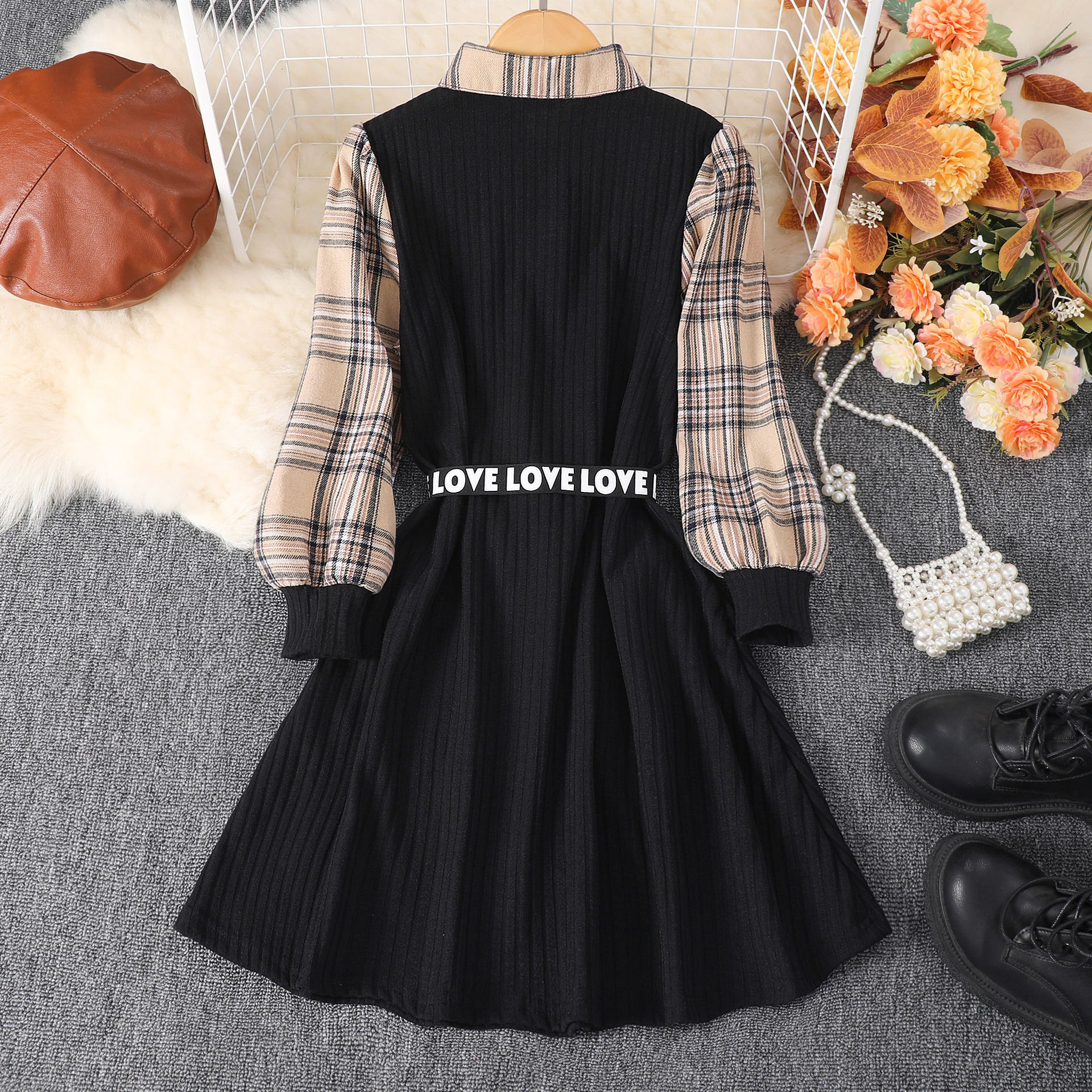 2024新款秋季中大童拼色格子袖黑收腰长裙详情2