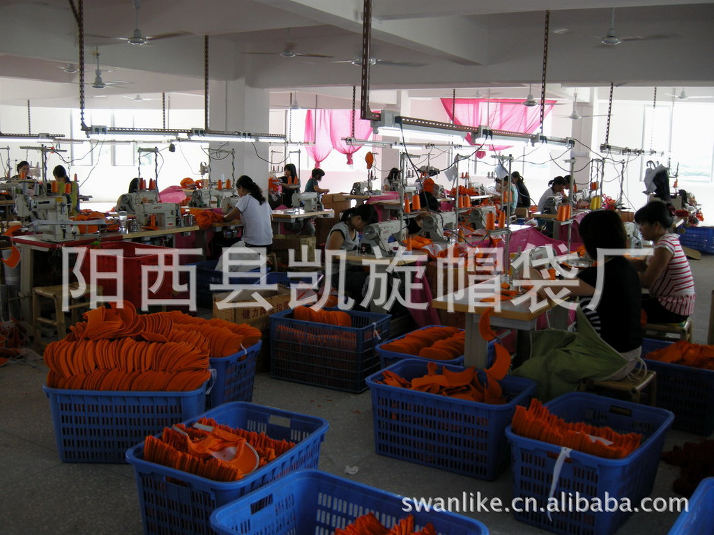 sewing room3