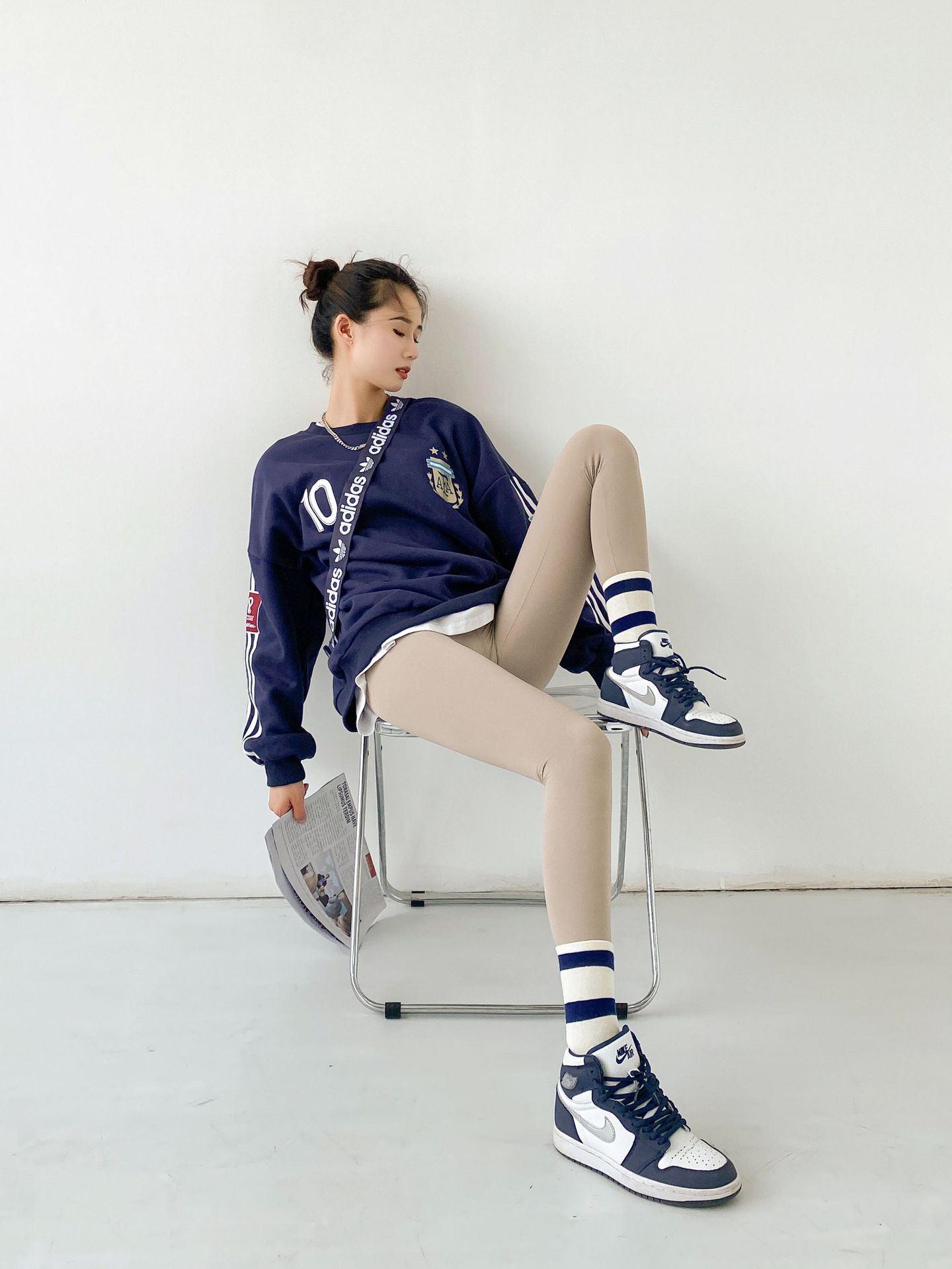 Wholesale of 2023 Spring and autumn tight-fitting high-waisted leggings, water-sparkling Barbie pants, a must-have for lifting buttocks, 9-inch pants, a one-piece replacement for women pic 41