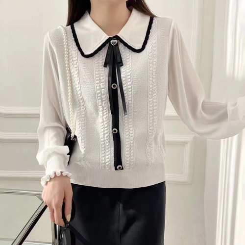 A gentle pink sweater with heart-shaped buttons for women in the spring and autumn of 2022, paired with a loose and sweet knitted cardigan jacket pic 8