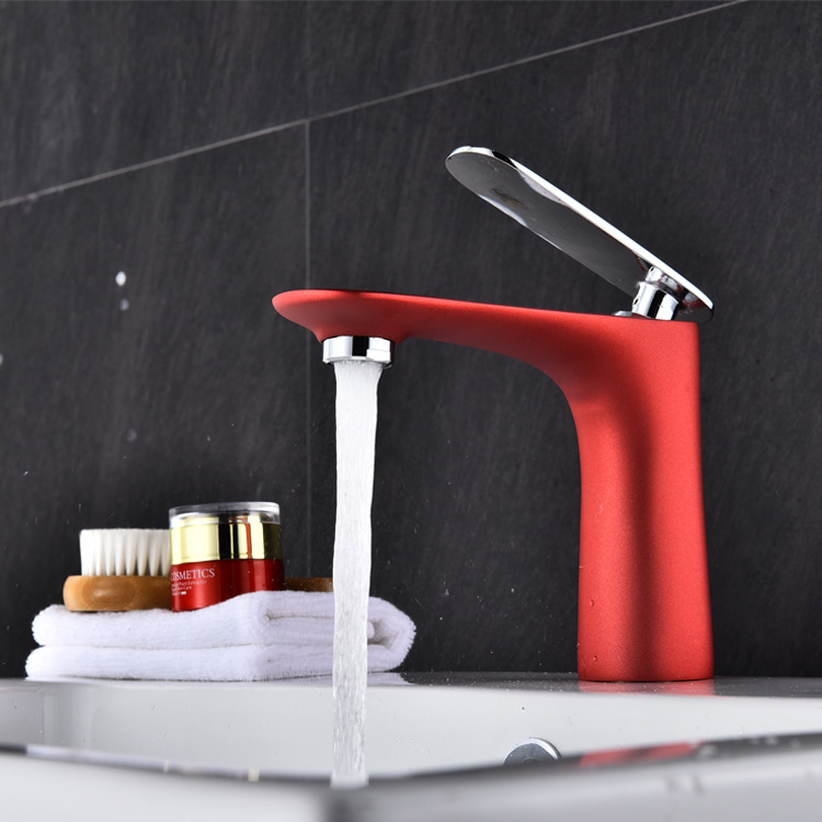 Best-selling bathroom porcelain faucet, hot and cold copper bathroom faucet, two-color European black lacquered single-hole washbasin faucet pic 40