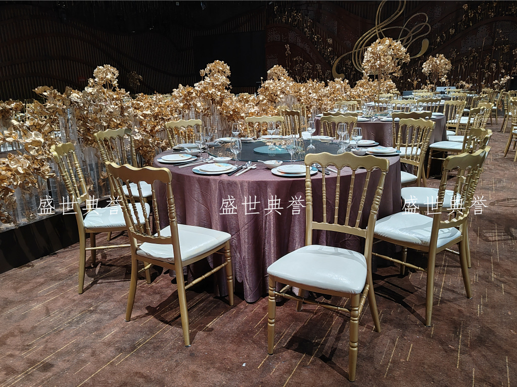 Hangzhou Banquet Center dining tables and chairs Hotel theme wedding bamboo joint chairs, European-style wedding castle chairs, wedding banquet folding chairs pic 1