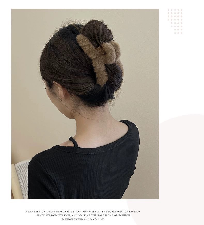 秋冬毛毛抓夹简约鲨鱼夹毛绒新款发卡高级感后脑勺发夹头饰发饰详情5