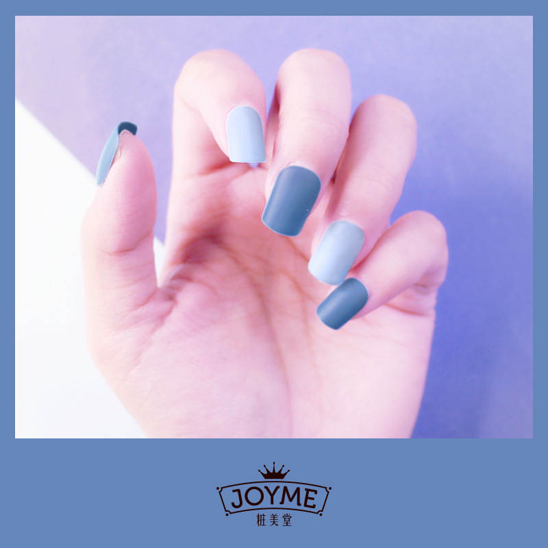 Short square-headed false nail patches for autumn and winter color contrast wearing nails, maple leaf red and dark green mixed monochrome nail art products pic 37
