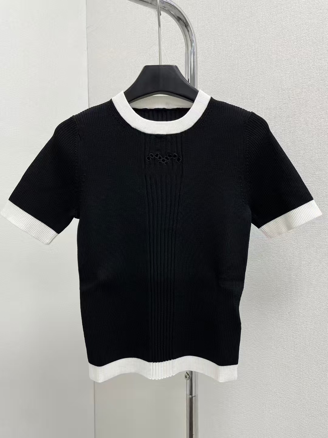 高定小香风双C镂空针织衫短袖25年早春新款修身显瘦百搭短款T恤女详情8