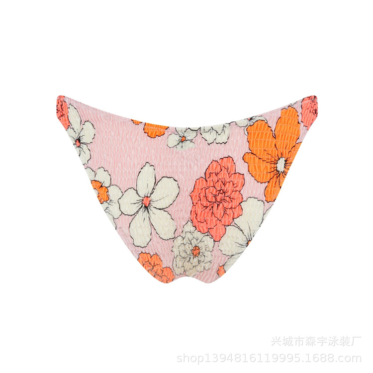The 11-color INS triangular double-sided swimsuit with strapless and pleated designs from Europe and America has swept the new bikini style pic 31