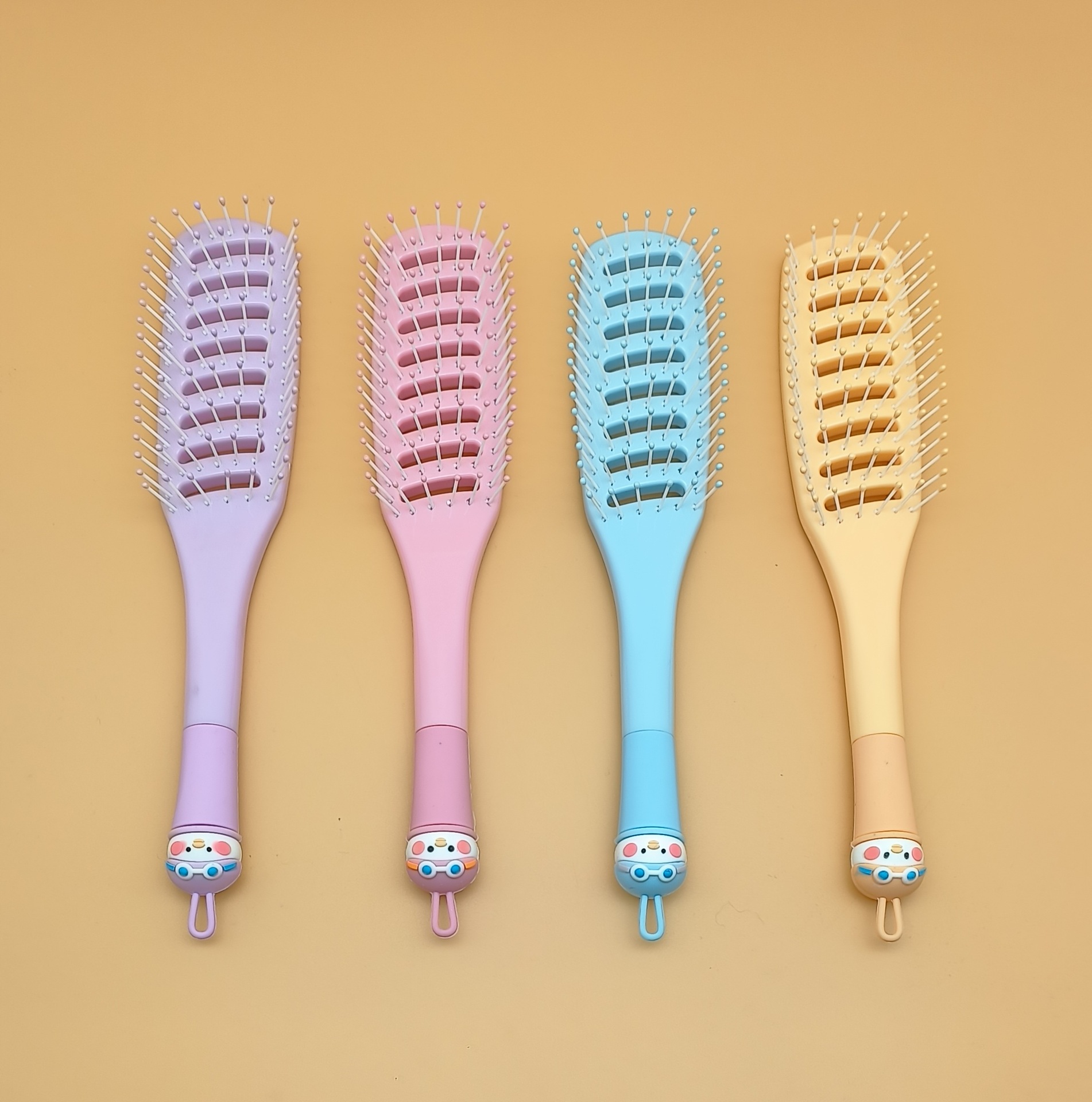 新款女生专用可爱卡通硅胶软头大方头气垫梳 蓬松造型气囊梳圆滚排骨梳 烧烤刷款式梳子详情28