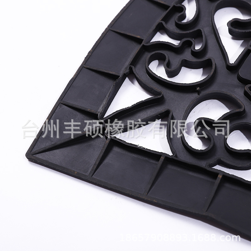 Factory direct sales of floor MATS, household dust removal MATS, hollowed-out style MATS, PVC carpets, water-proof hollowed-out door MATS, and bathroom MATS pic 3