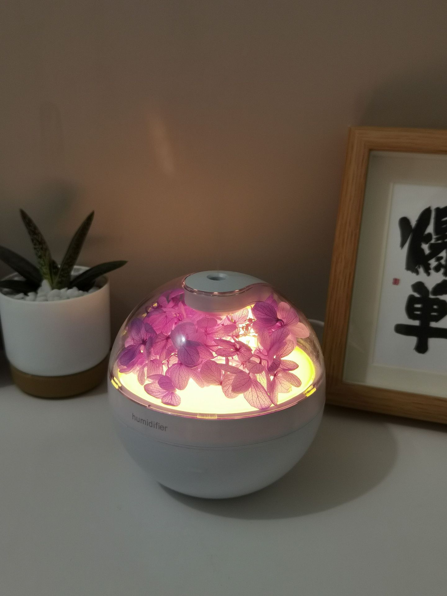 New Poke Ball humidifier, home creative desktop hydrating air spray, Astronaut mini humidifier, cross-border pic 6