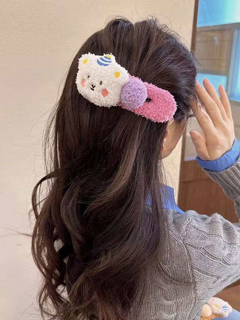 新款韩国秋冬毛绒布丁熊可爱鸭嘴夹大号发夹女后脑勺盘发发卡发饰详情4