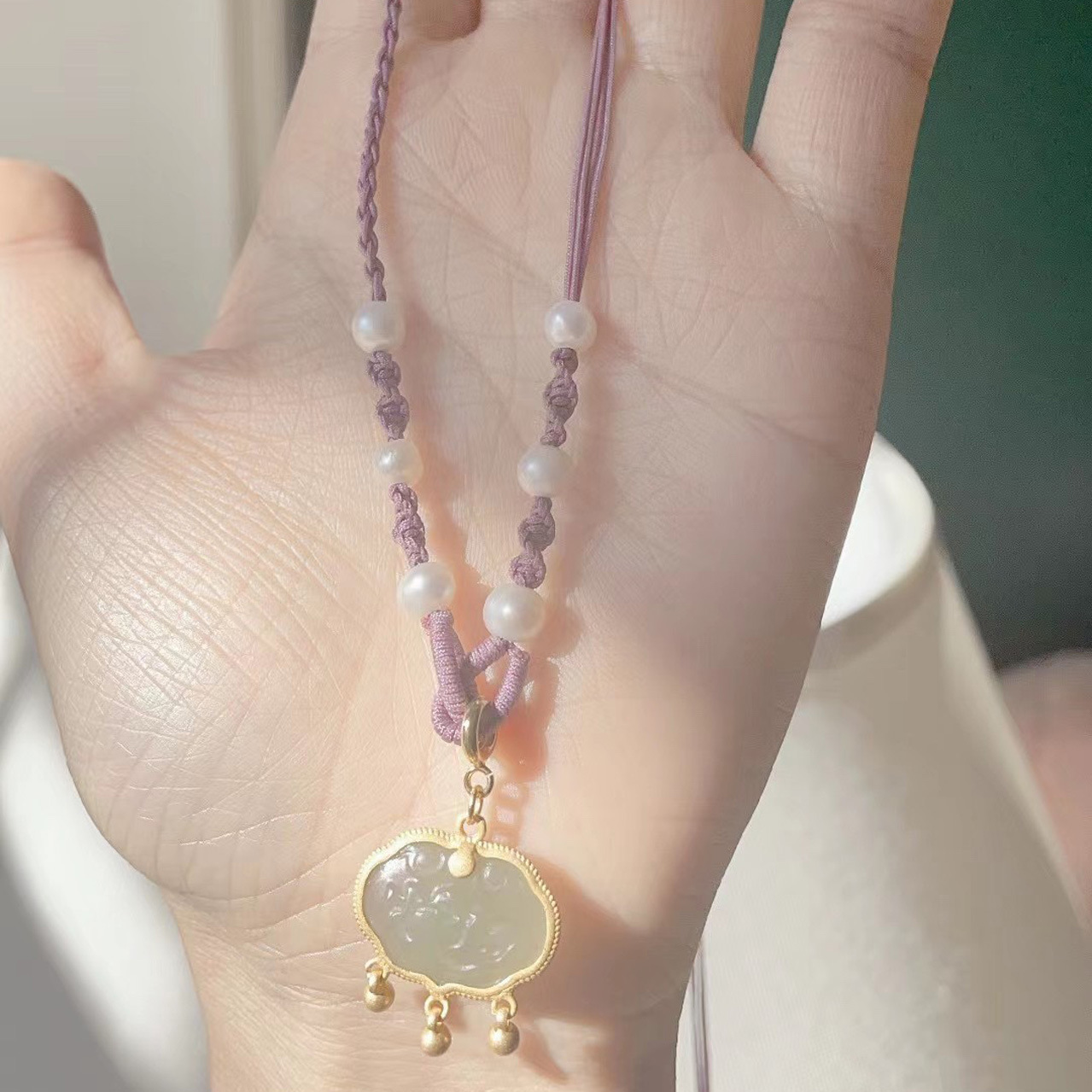 Natural Hetian jade lotus lock pendant necklace, hand-woven freshwater pearl collarbone chain for women, fashionable and versatile pic 11