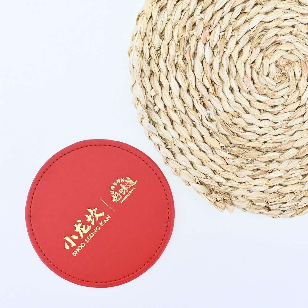 Creative round leather coasters manufacturer wholesale placemats that can be printed with logos fashionable pu heat insulation pads pic 4