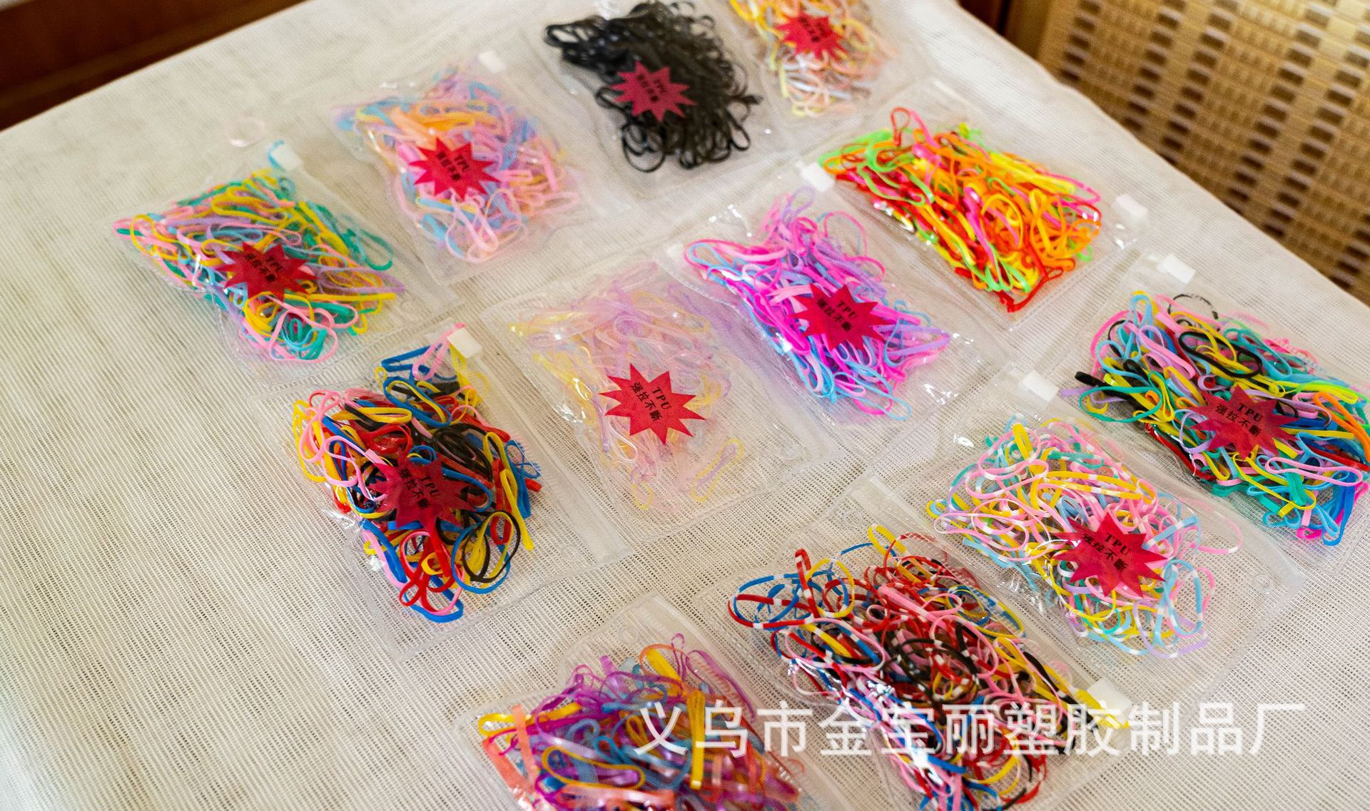 Jinbaoli factory direct sales transparent rubber band rubber band hair tie wide flat color disposable rubber band hair tie strong pull not to break black pic 3