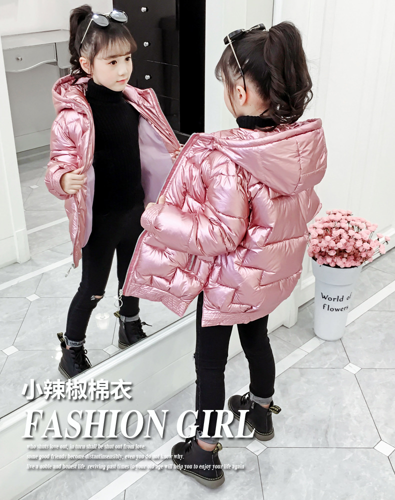 2022 New style of winter cotton-padded clothes for girls: Stylish and casual cotton-padded clothes for little girls, thickened Korean version for big kids to wear outside in winter pic 2