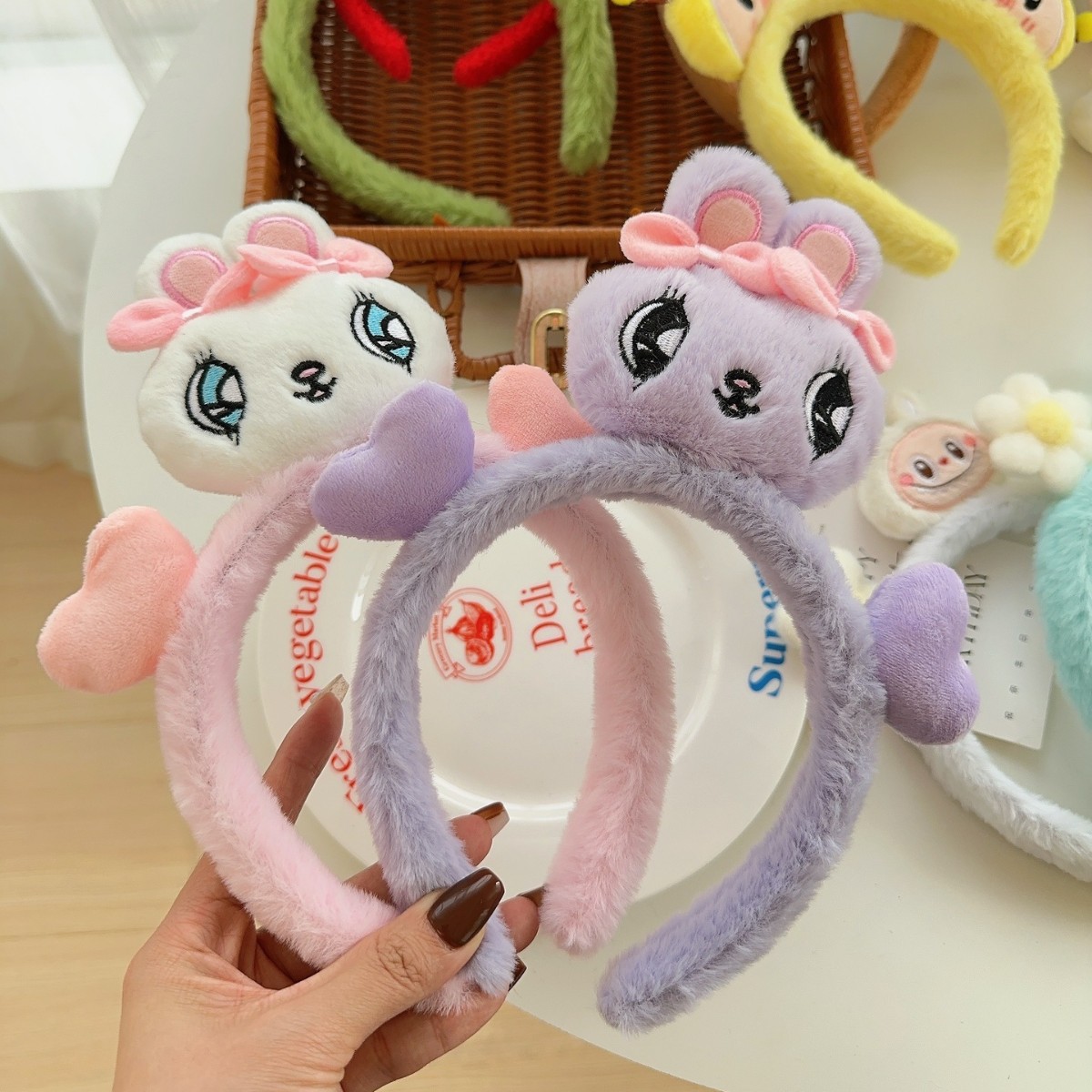 Retro headband for women, 2025 new style Korean-style versatile headband, a high head top voluminous wonder, a stylish and fashionable hair accessory pic 7