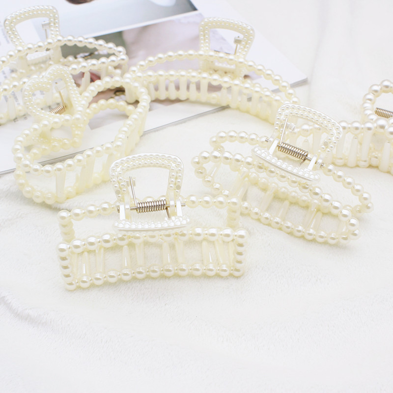 Pearl hair clips, back of the head, bath clips, large Korean elegant style, shark hair clips, hair clips, headwear, street stall, street stall pic 2
