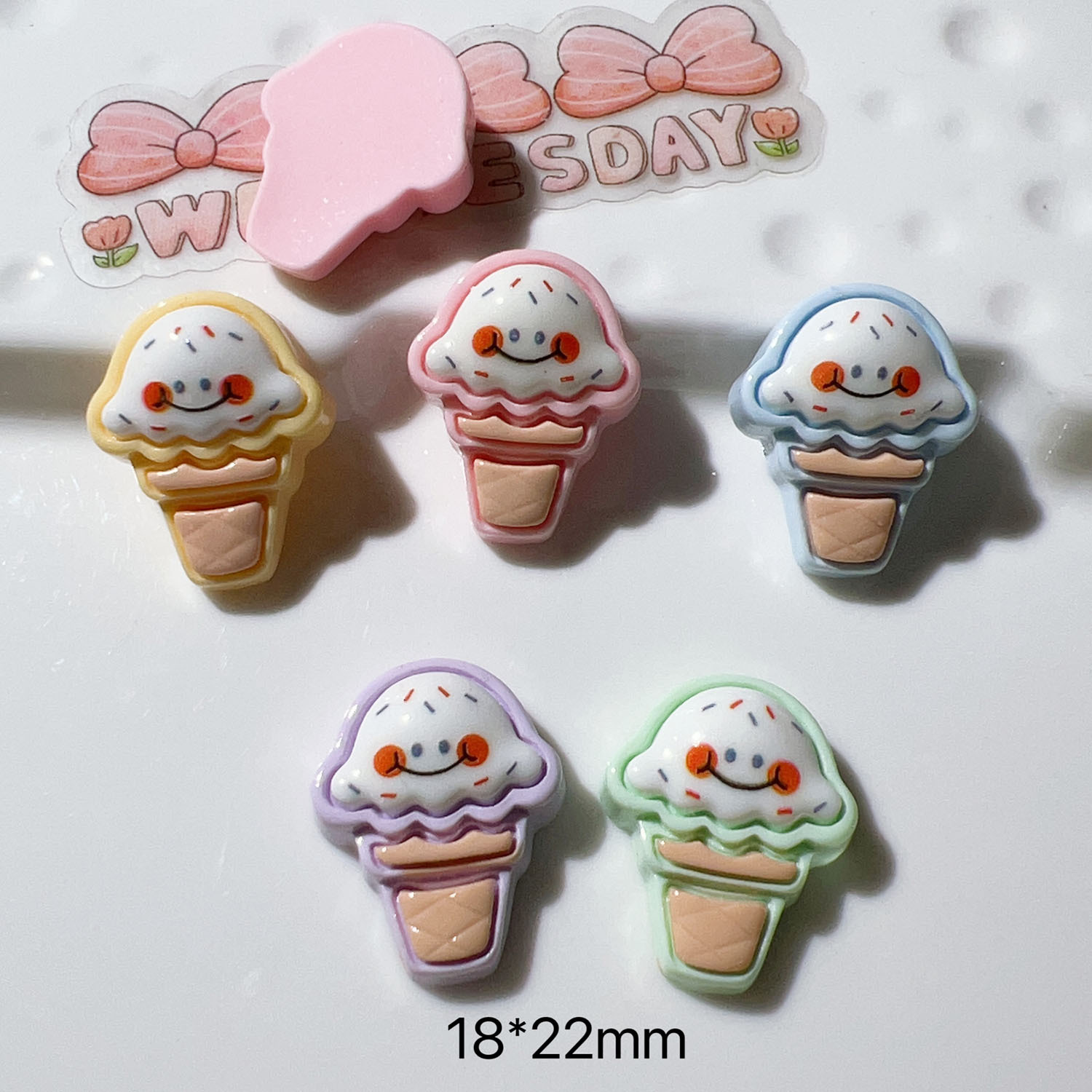 树脂配件批发diy配件手工材料鞋扣帽子手机壳配饰亮面糖果兔子详情4