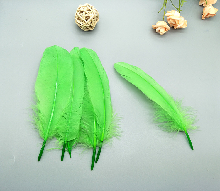 High-quality goose feathers, hard and fluffy, wholesale in stock, DIY colorful feathers, wedding decoration materials, white goose feathers pic 38