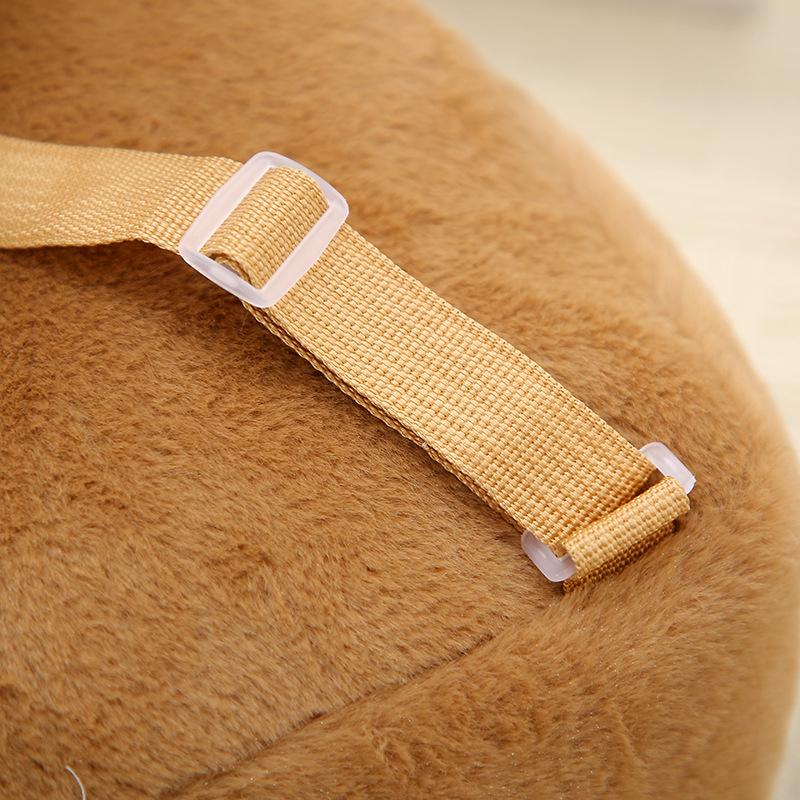 超萌卡通水豚双肩包可爱女甜美百搭包包毛绒高级感玩偶毛绒双肩包详情6