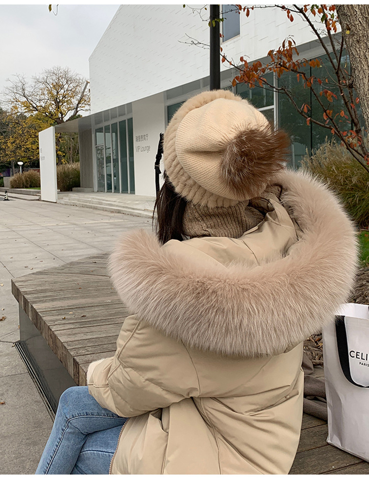 The new mid-length, fashionable, large-collar, loose and thickened white duck down warm jacket for women in winter 2021 is trendy pic 15