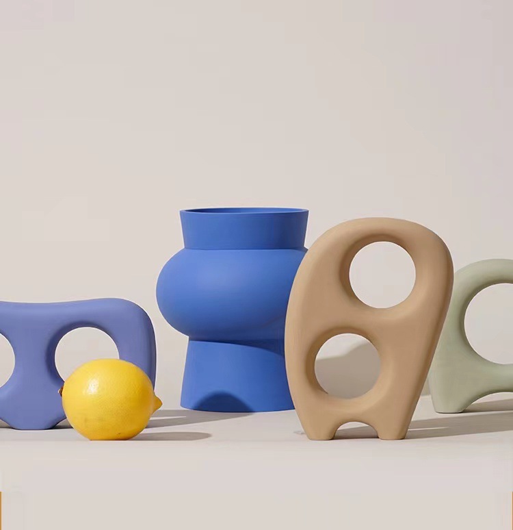 Nordic Ins-style ceramic vase, Klein blue ceramic flower arrangement, entrance decoration piece, light luxury living room decoration dry vase pic 5