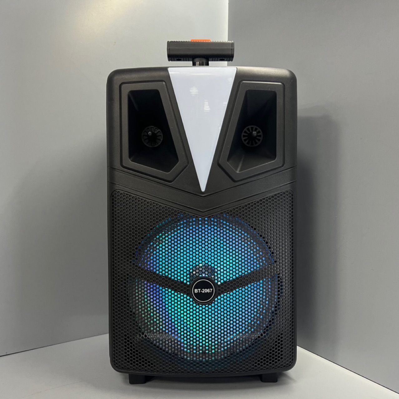 BT-2067厂家直销出口8寸蓝牙广场舞大功率K歌音响U盘带麦克风详情7