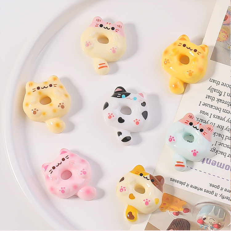 Cute little cat donut food toy resin diy jewelry accessories cream glue phone case fridge magnet handmade pic 3