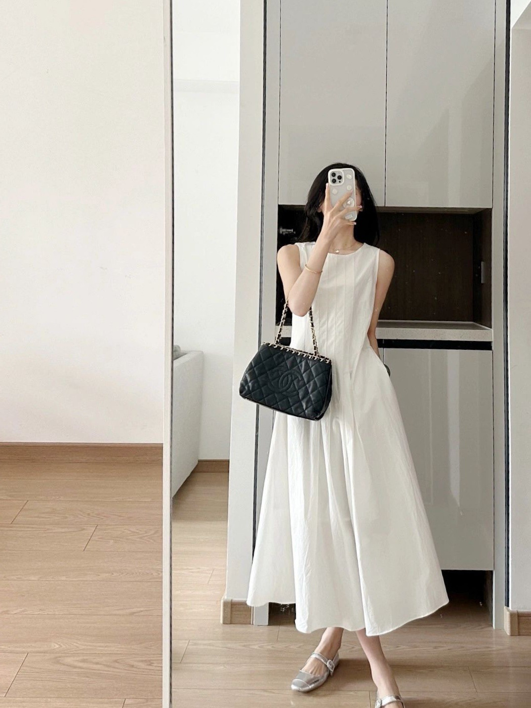 白色背心连衣裙女2024春夏新款韩版法式无袖收腰赫本风吊带长裙子详情3
