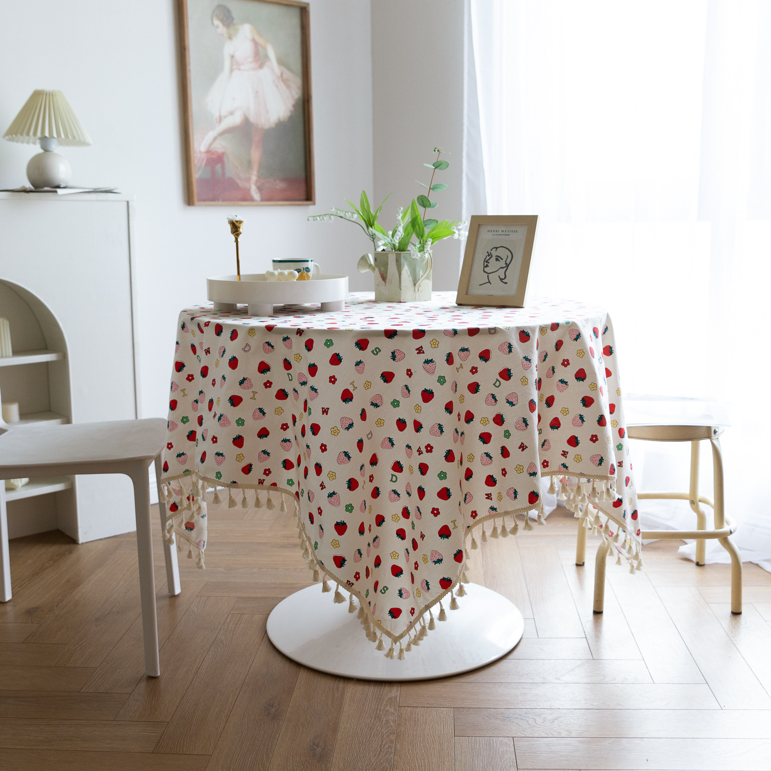 Tablecloths, fresh and simple tablecloths, country-style strawberry table MATS, table covers, Japan, South Korea, Taiwan, Hong Kong, foreign trade pic 3