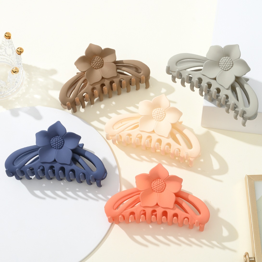Spring and summer bestsellers: Wheat ear hair clips for women, simple and creative, back of the head hair claw clips, shark clips, hair accessories and headwear pic 8