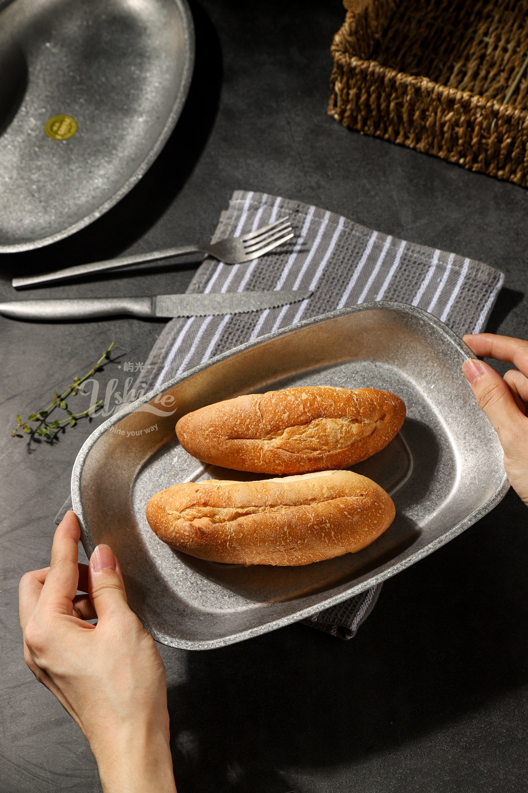 Customized matte 304 stainless steel plate, Qingfang industrial style Western cuisine steak plate, pasta plate, popular dessert plating pic 12