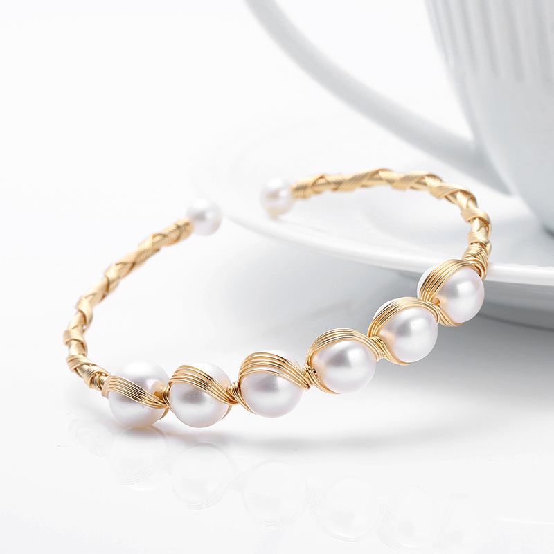 European and American natural freshwater pearl 14K gold-plated wound bracelet, six-pearl cross-wound straight row bracelet for women pic 3