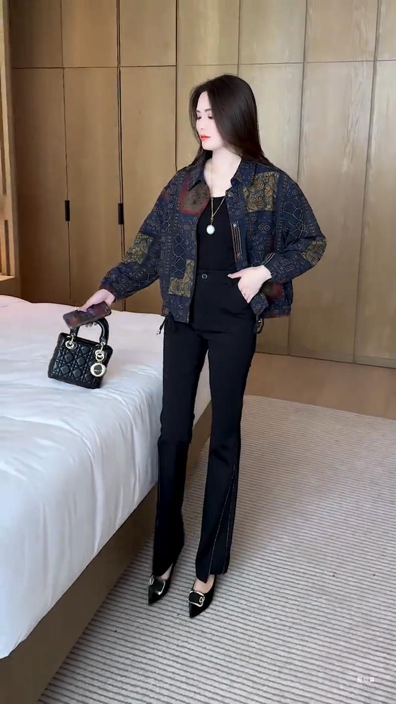 时尚休闲短外套女士春秋新款百搭长袖衬衫宽松时髦中老年开衫上衣详情5