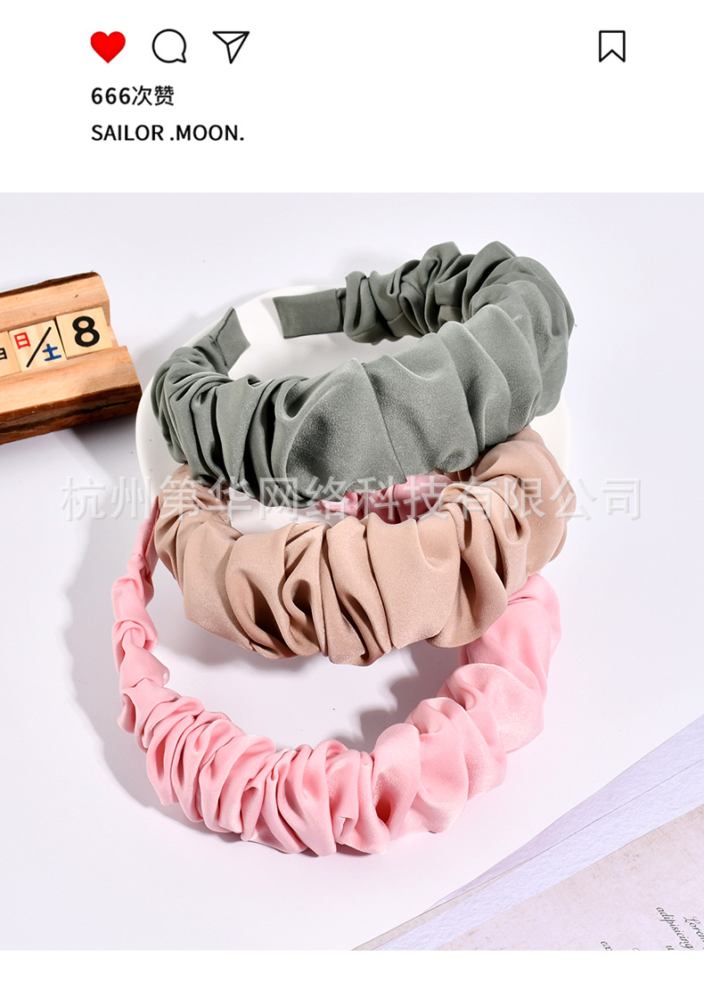 2022 nuevo corea dongdaemun hoop de pelo vintage ins color sólido plisado hoop de cabeza para lavar la cara tarjeta de pelo headwear wholesale pic 5